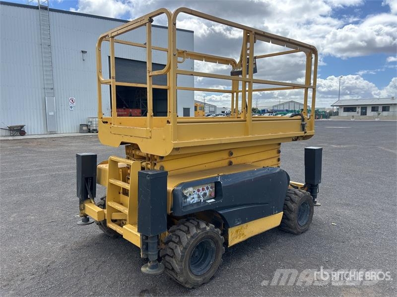 Haulotte Compact 12 4x4 Diesel Scissor Lift Šķerveida pacēlāji