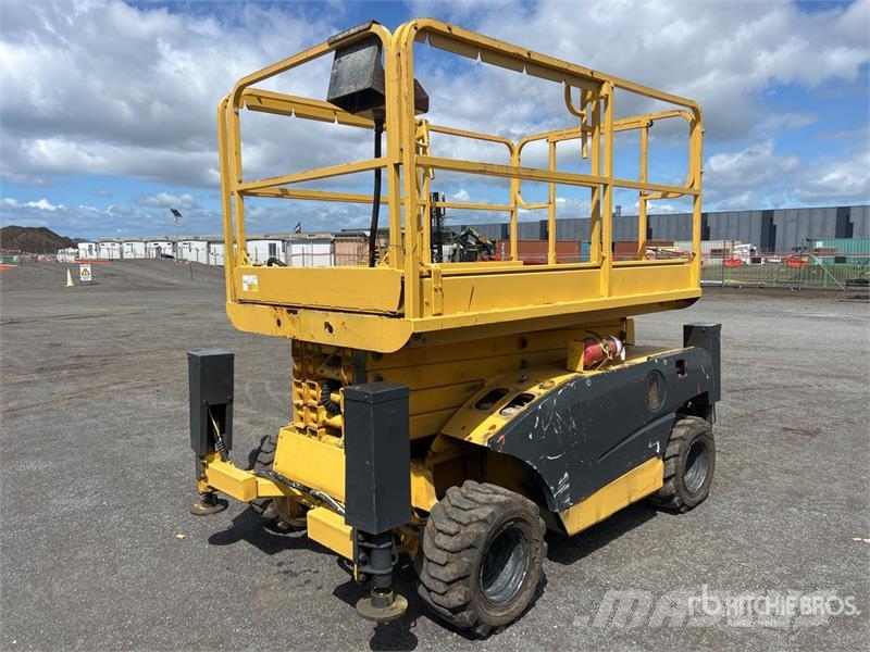 Haulotte Compact 12 4x4 Diesel Scissor Lift Šķerveida pacēlāji