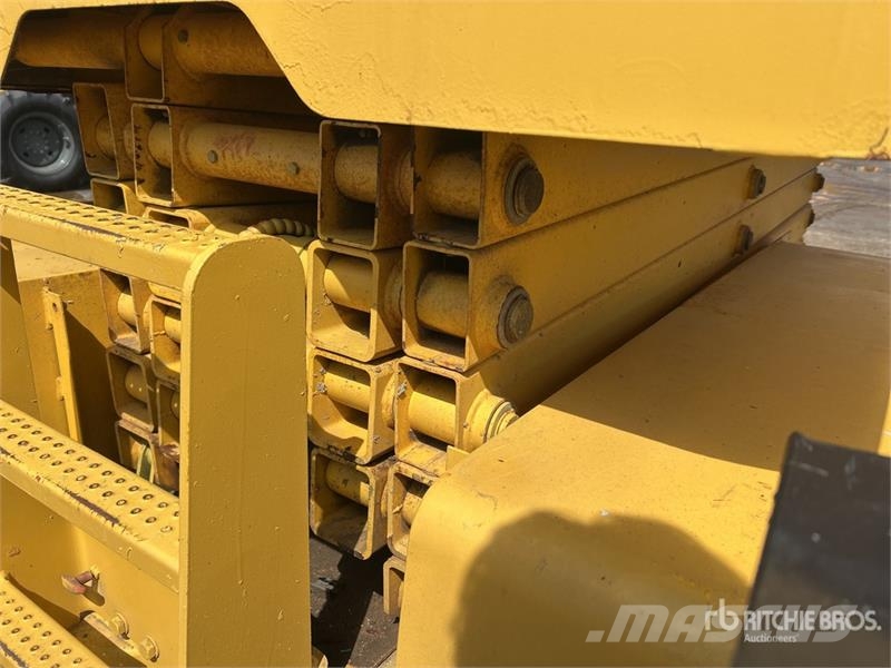 Haulotte Compact 12 4x4 Diesel Scissor Lift Šķerveida pacēlāji