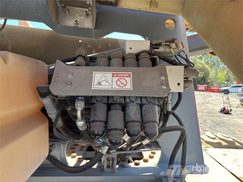 Haulotte HT23RTJPRO 4WD Diesel Articulating Boom Lift Bomliftar