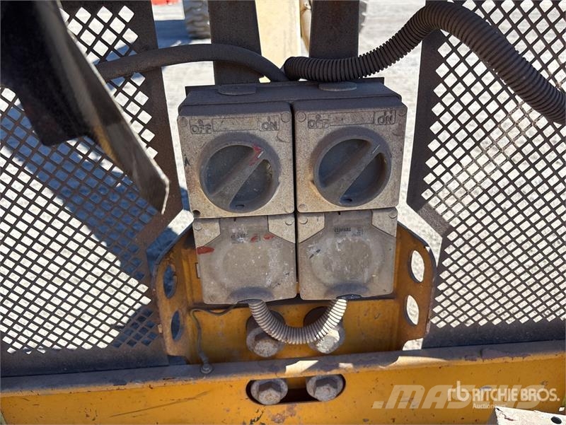 Haulotte HT23RTJPRO 4WD Diesel Articulating Boom Lift Bomliftar