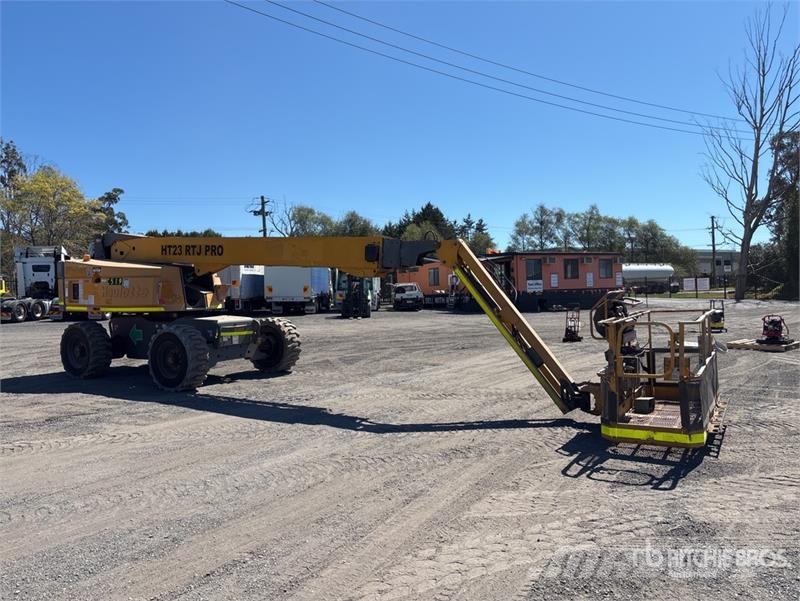 Haulotte HT23RTJPRO 4WD Diesel Articulating Boom Lift Bomliftar