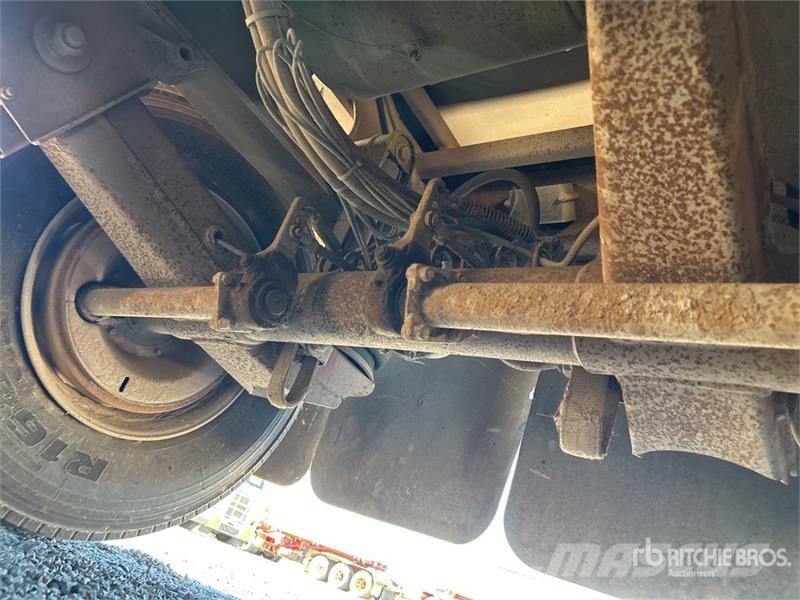Hercules 7.3 m Quad Dog End Dump Trailer Самоскиди