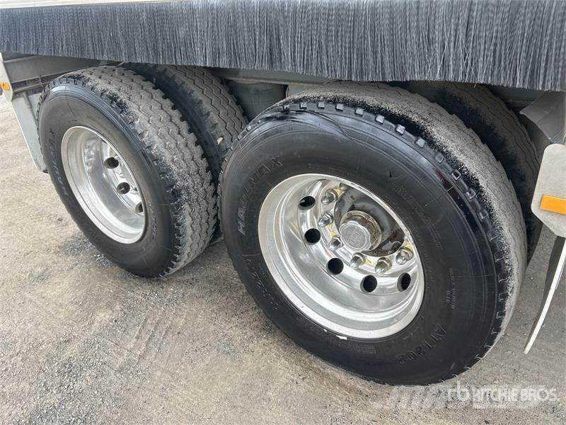 Hercules 8 m Quad Dog End Dump Trailer Sora- ja kippiperävaunut