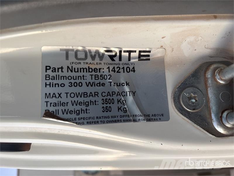Hino 300 Tienhoitoautot
