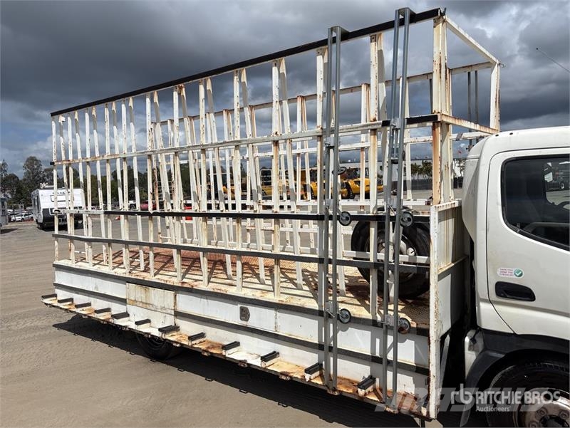 Hino 300 4x2 Flatbed Truck Flatbed / Dropside trucks