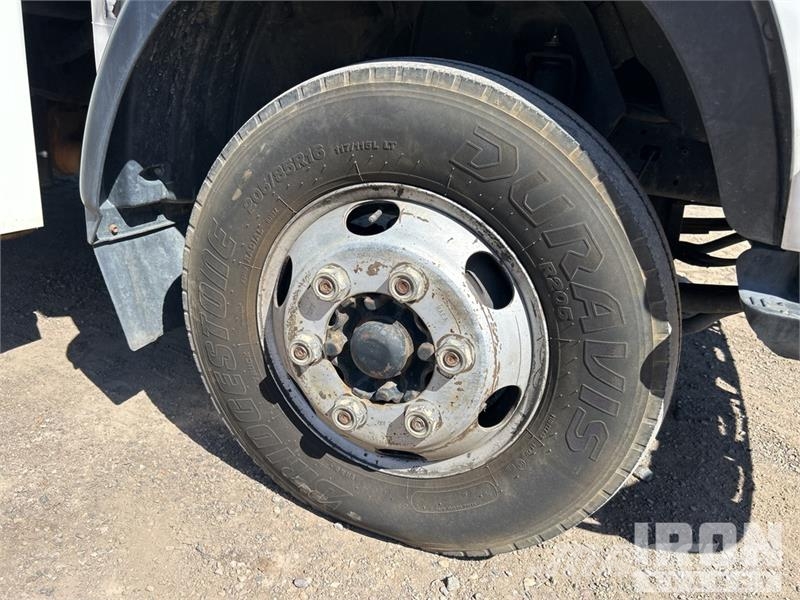 Hino 300C 4x2 Flatbed Truck شاحنات مسطحة/مفصلية الجوانب