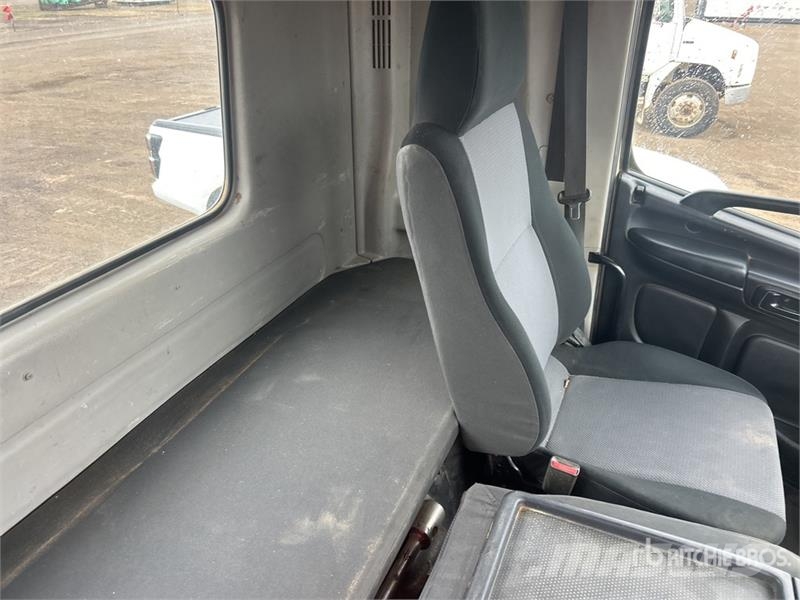 Hino 500 FM 2632 6x4 Hooklift Truck Hook lift trucks