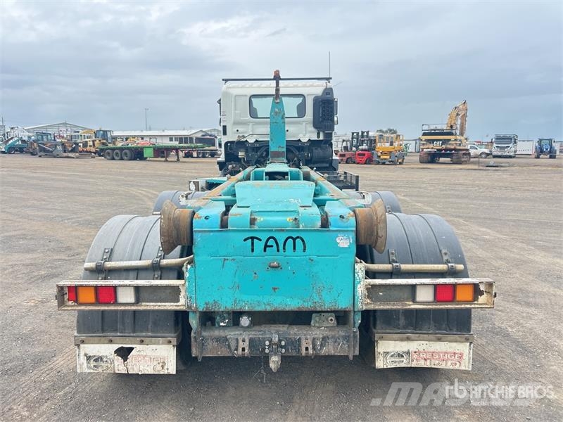 Hino 500 FM 2632 6x4 Hooklift Truck Hook lift trucks