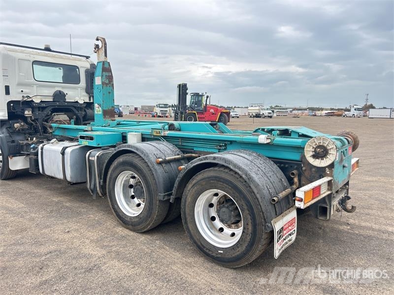 Hino 500 FM 2632 6x4 Hooklift Truck Hook lift trucks