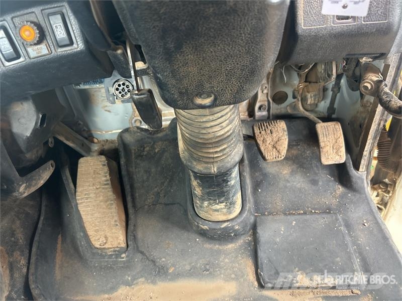 Hino 500 FM 2632 6x4 Hooklift Truck Hook lift trucks