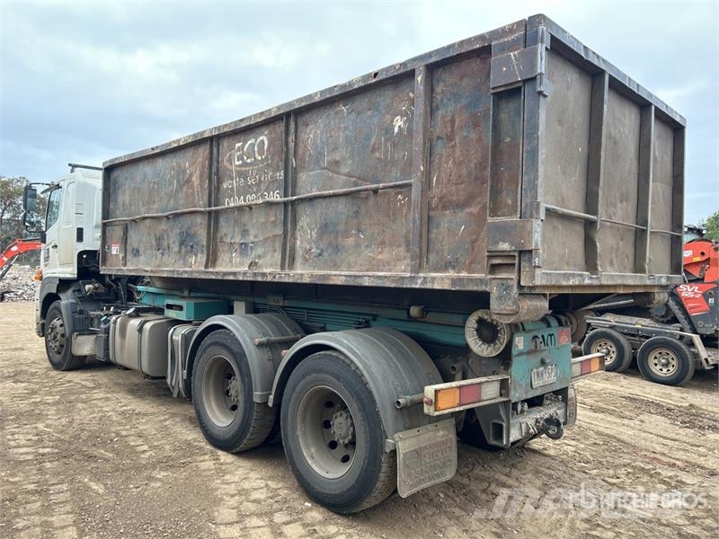 Hino 500 FM 2632 6x4 Hooklift Truck Konksliftveokid