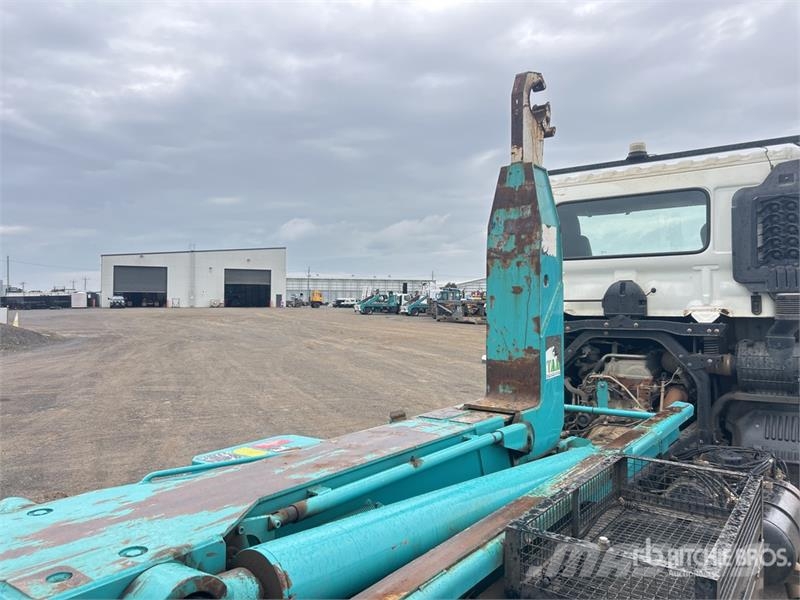 Hino 500 FM 2632 6x4 Hooklift Truck Hook lift trucks