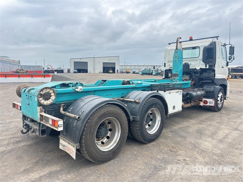 Hino 500 FM 2632 6x4 Hooklift Truck Hook lift trucks