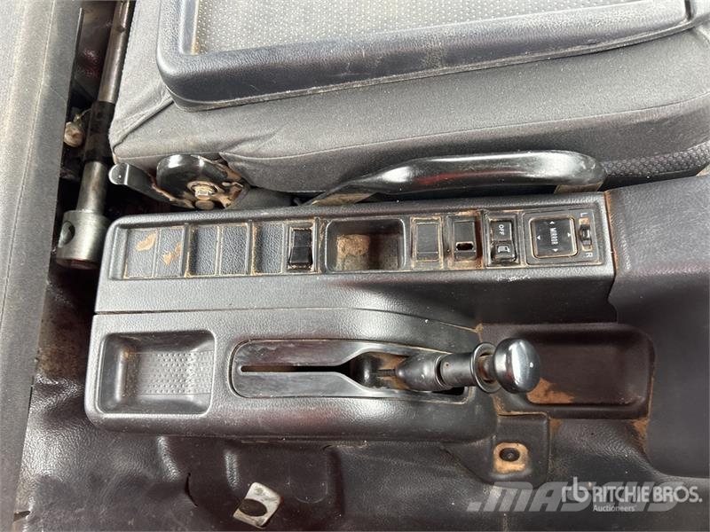 Hino 500 FM 2632 6x4 Hooklift Truck Hook lift trucks