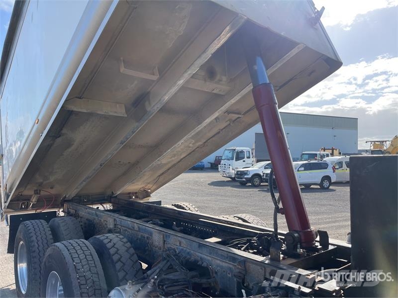 Hino 700 Kipper