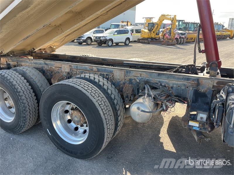 Hino 700 Kipper