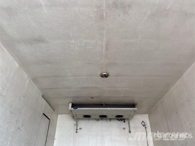 Hino Dutro 4x2 Refrigerated Truck Camiões caixa temperatura controlada