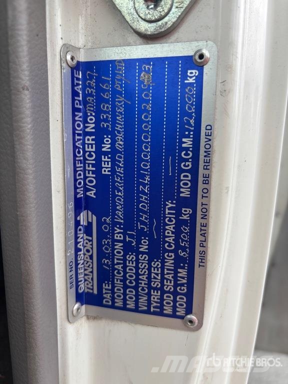 Hino Dutro Curtain Side Truck Lastbil - Gardin
