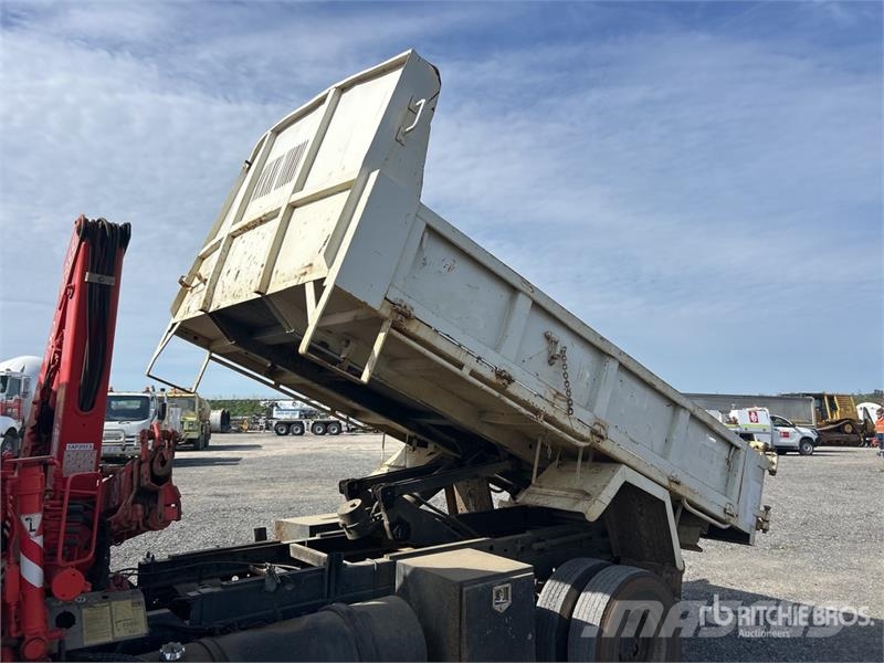 Hino FC4J 4x2 Dump Truck with Crane Automobiliniai kranai