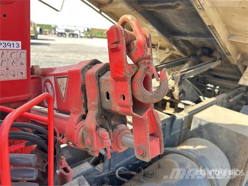 Hino FC4J 4x2 Dump Truck with Crane Automobiliniai kranai