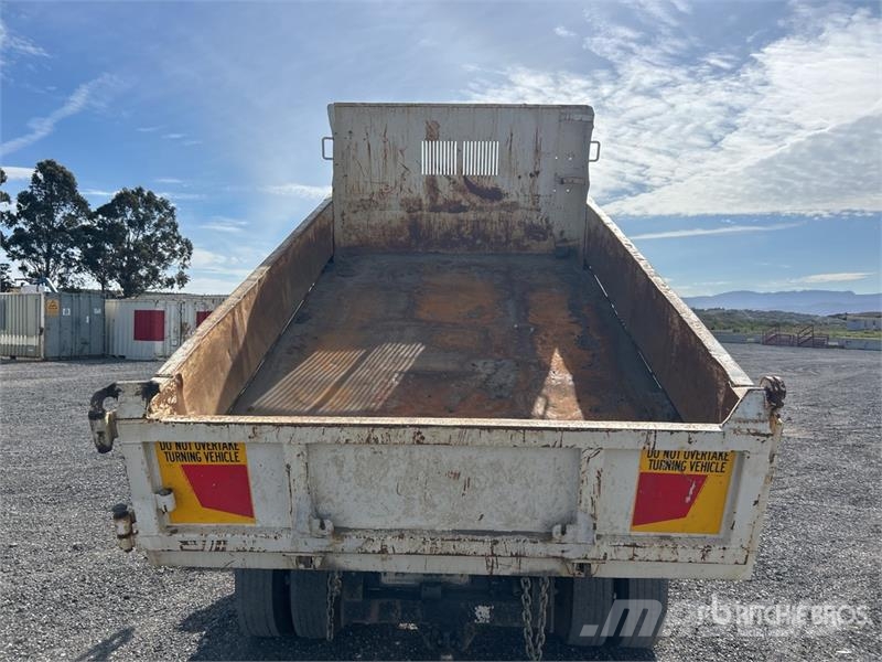 Hino FC4J 4x2 Dump Truck with Crane Automobiliniai kranai
