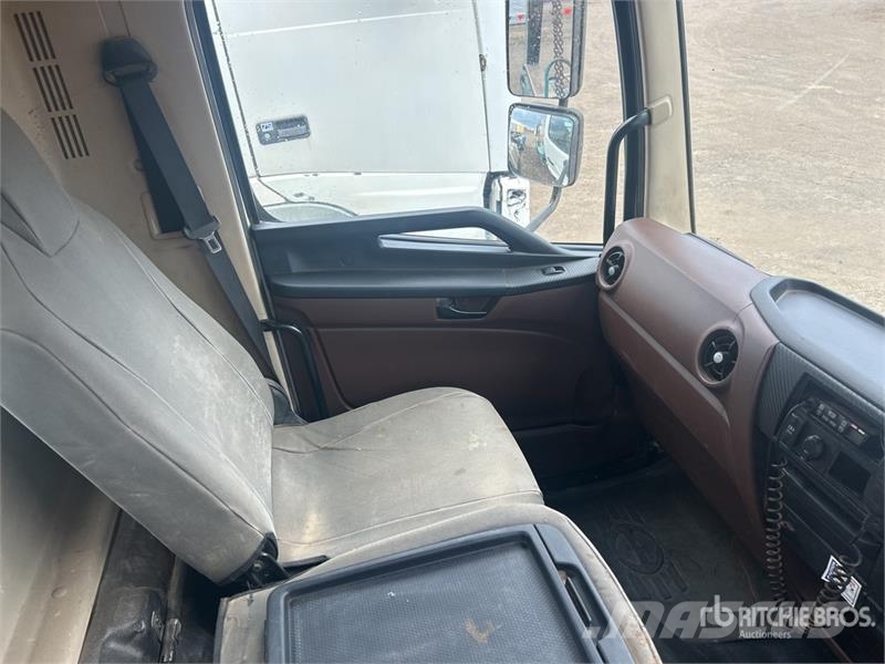 Hino FC500 1124 4x2 Lugger Truck Other trucks