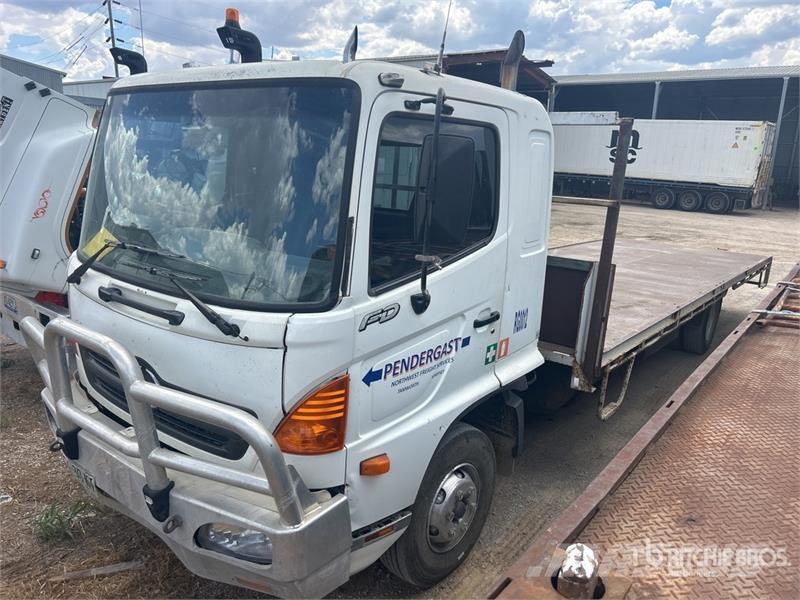 Hino FD1J 4x2 Crew Cab Flatbed Truck Platformos/ Pakrovimas iš šono