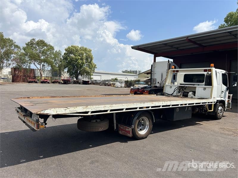 Hino FE500 1426 4x2 Roll-Off Truck Hidraulikus konténerszállító