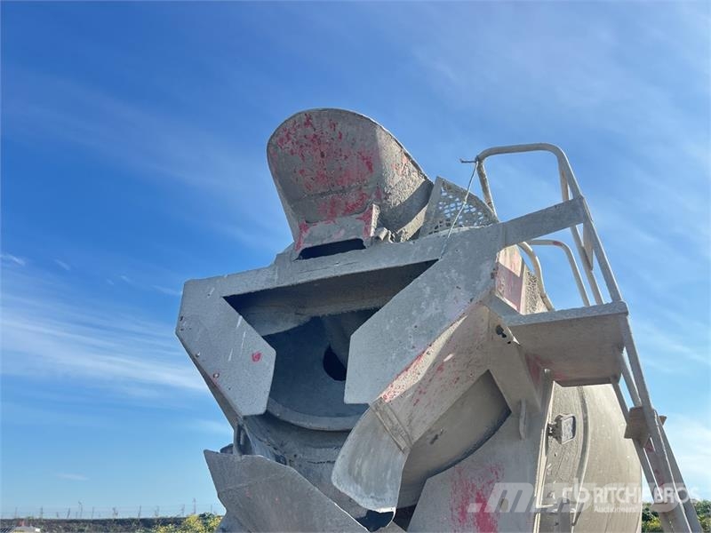 Hino FM1J 6x4 Mixer Truck (Inoperable) Domíchávače betonu
