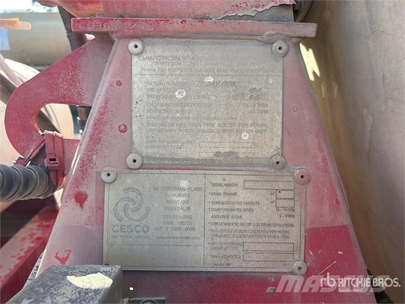 Hino FM1J 6x4 Mixer Truck (Inoperable) Domíchávače betonu