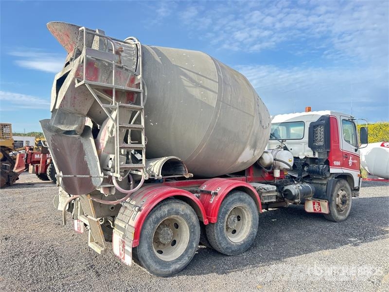 Hino FM1J 6x4 Mixer Truck (Inoperable) Betonvežiai