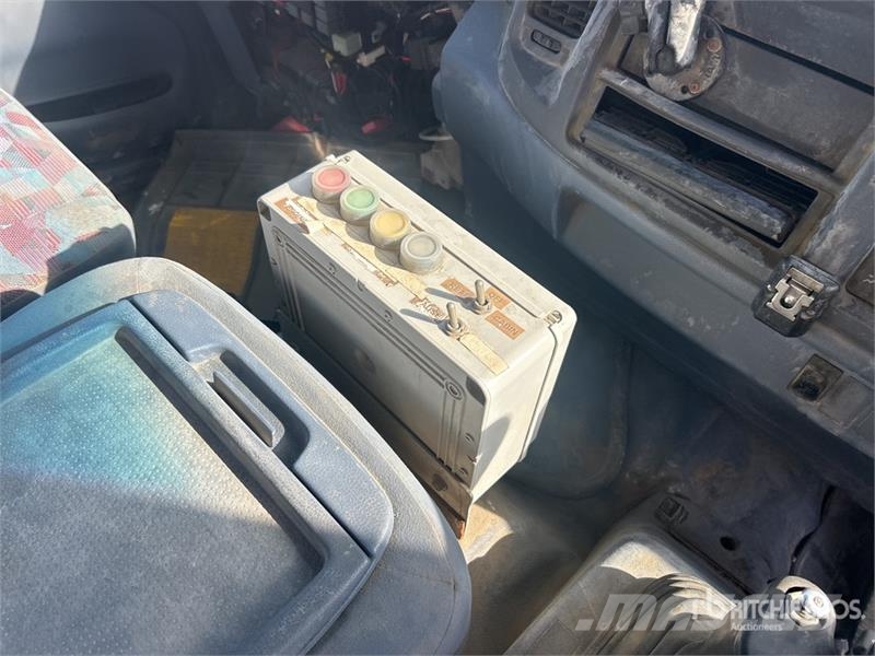 Hino FM1J 6x4 Mixer Truck (Inoperable) Domíchávače betonu