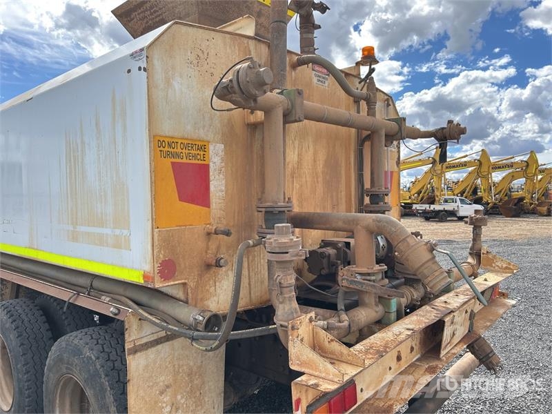 Hino FM500 11000 L 6x4 Water Truck 水車