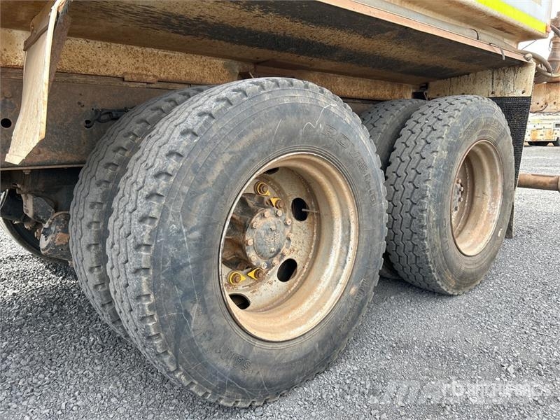 Hino FM500 11000 L 6x4 Water Truck 水車