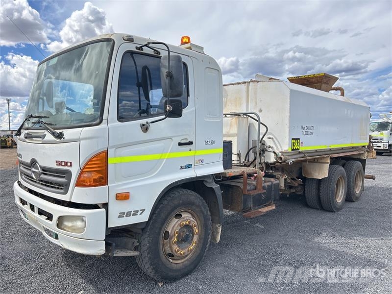 Hino FM500 11000 L 6x4 Water Truck 水車