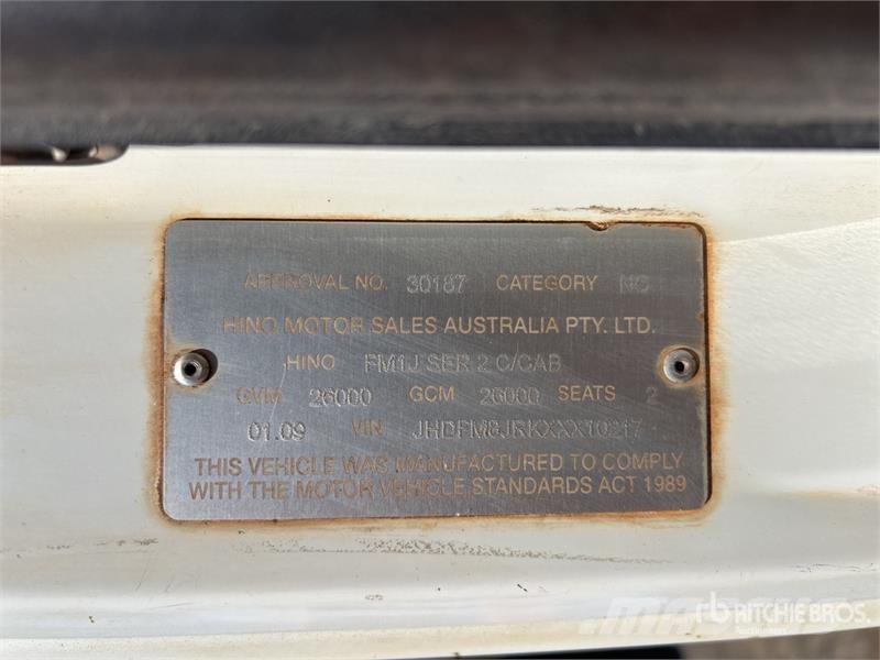 Hino FM500 2627 13000 L 6x4 Water Truck Tankvogne - vand