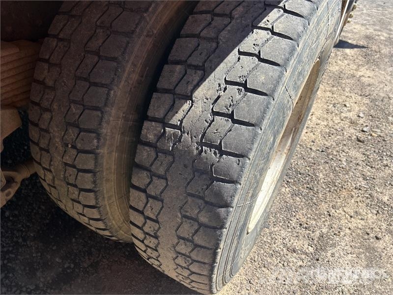 Hino FM500 2627 13000 L 6x4 Water Truck Tankvogne - vand