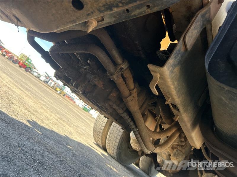 Hino FM500 2627 13000 L 6x4 Water Truck Tankvogne - vand