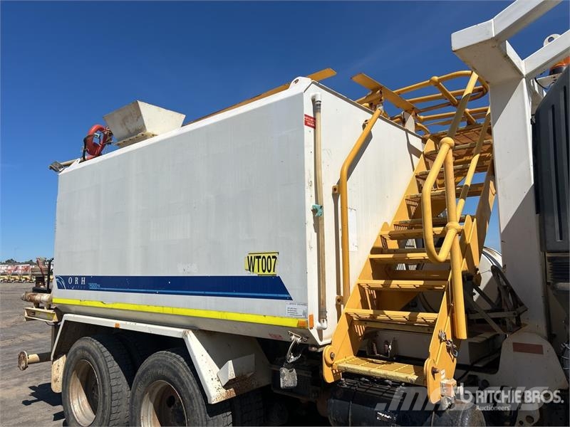 Hino FM500 2627 13000 L 6x4 Water Truck Tankvogne - vand