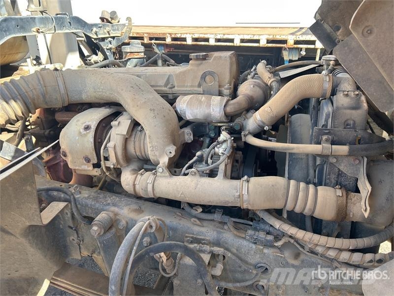 Hino FM500 2627 13000 L 6x4 Water Truck Tankvogne - vand