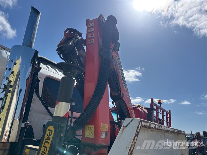 Hino Palfinger PK12001-EH 5580 kg Knuckle Boom on Hino Crane trucks