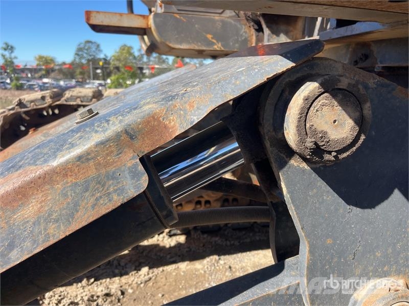Hitachi ZX135US-3 Tracked Excavator Crawler excavators