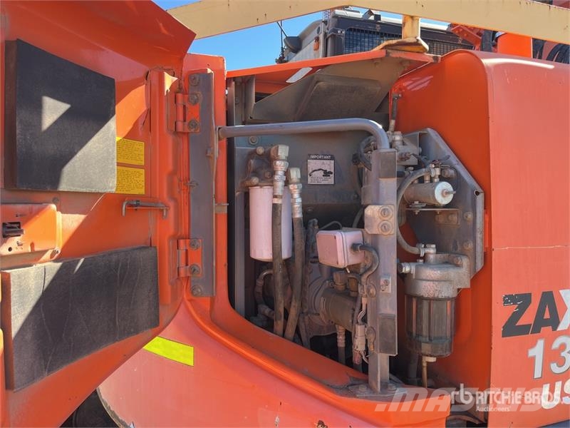 Hitachi ZX135US-3 Tracked Excavator Crawler excavators