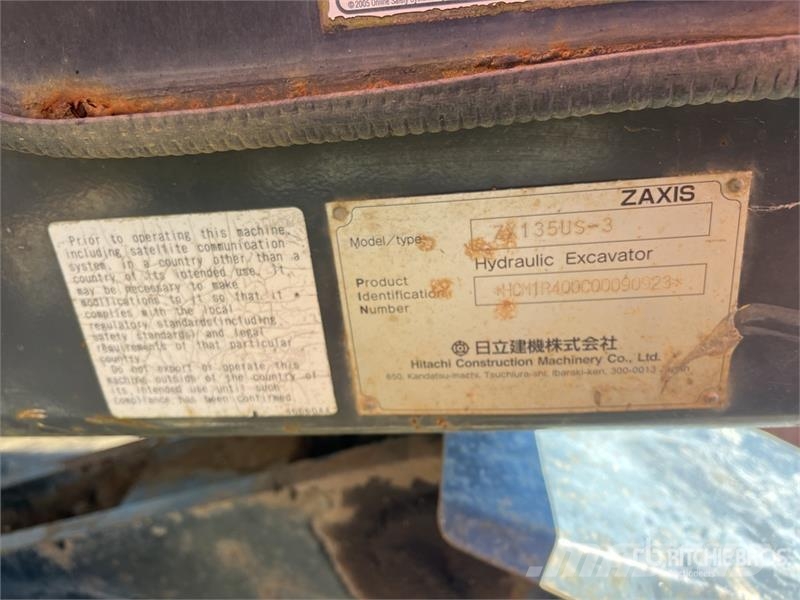 Hitachi ZX135US-3 Tracked Excavator Crawler excavators