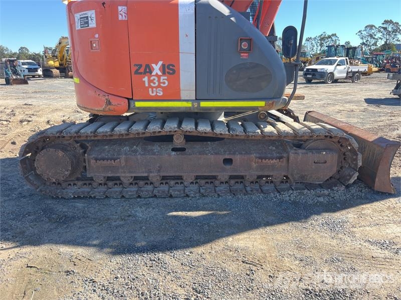 Hitachi ZX135US-3 Tracked Excavator Crawler excavators