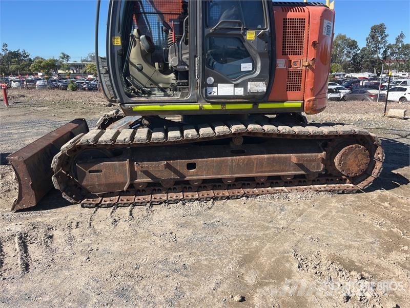 Hitachi ZX135US-3 Tracked Excavator Crawler excavators