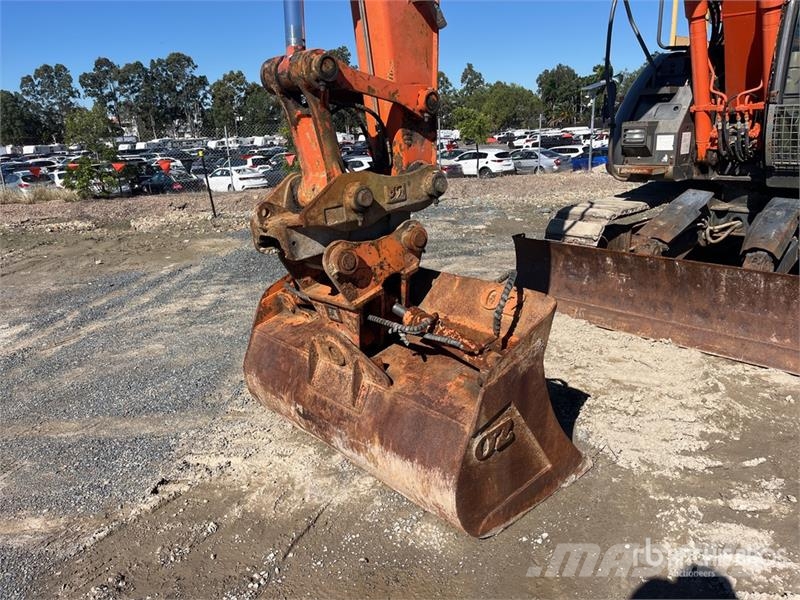 Hitachi ZX135US-3 Tracked Excavator Crawler excavators