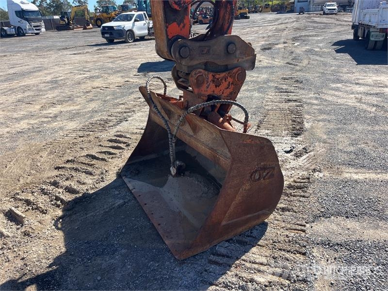 Hitachi ZX135US-3 Tracked Excavator Crawler excavators