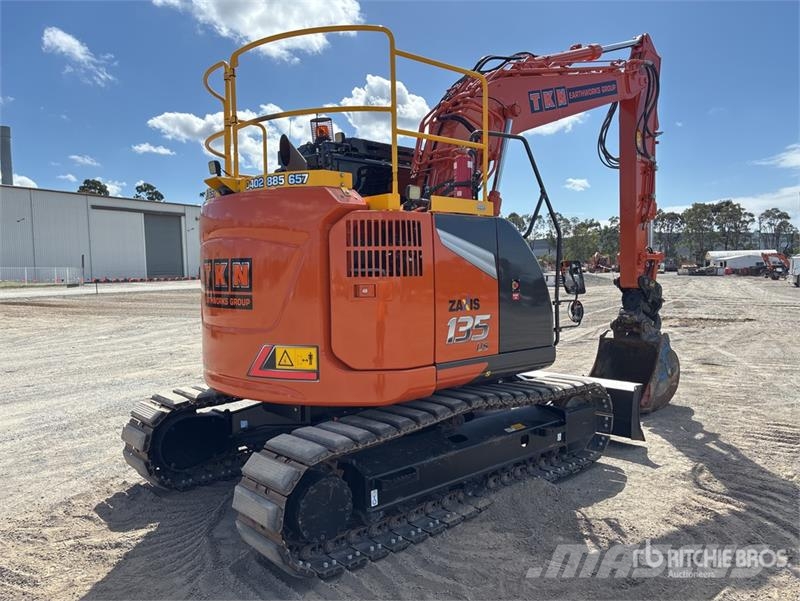 Hitachi ZX135US-7 Tracked Excavator Εκσκαφείς με ερπύστριες